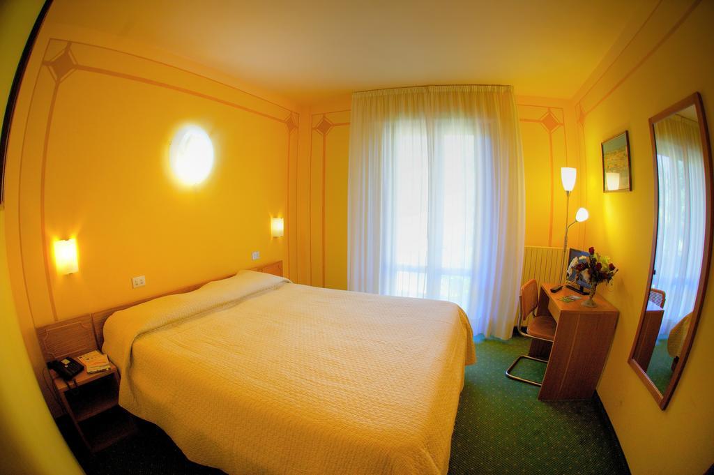 Hotel La Pergola Barga Kültér fotó