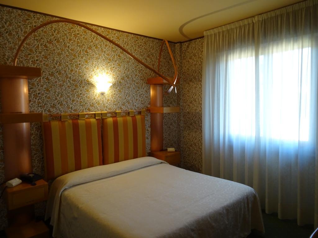 Hotel La Pergola Barga Kültér fotó