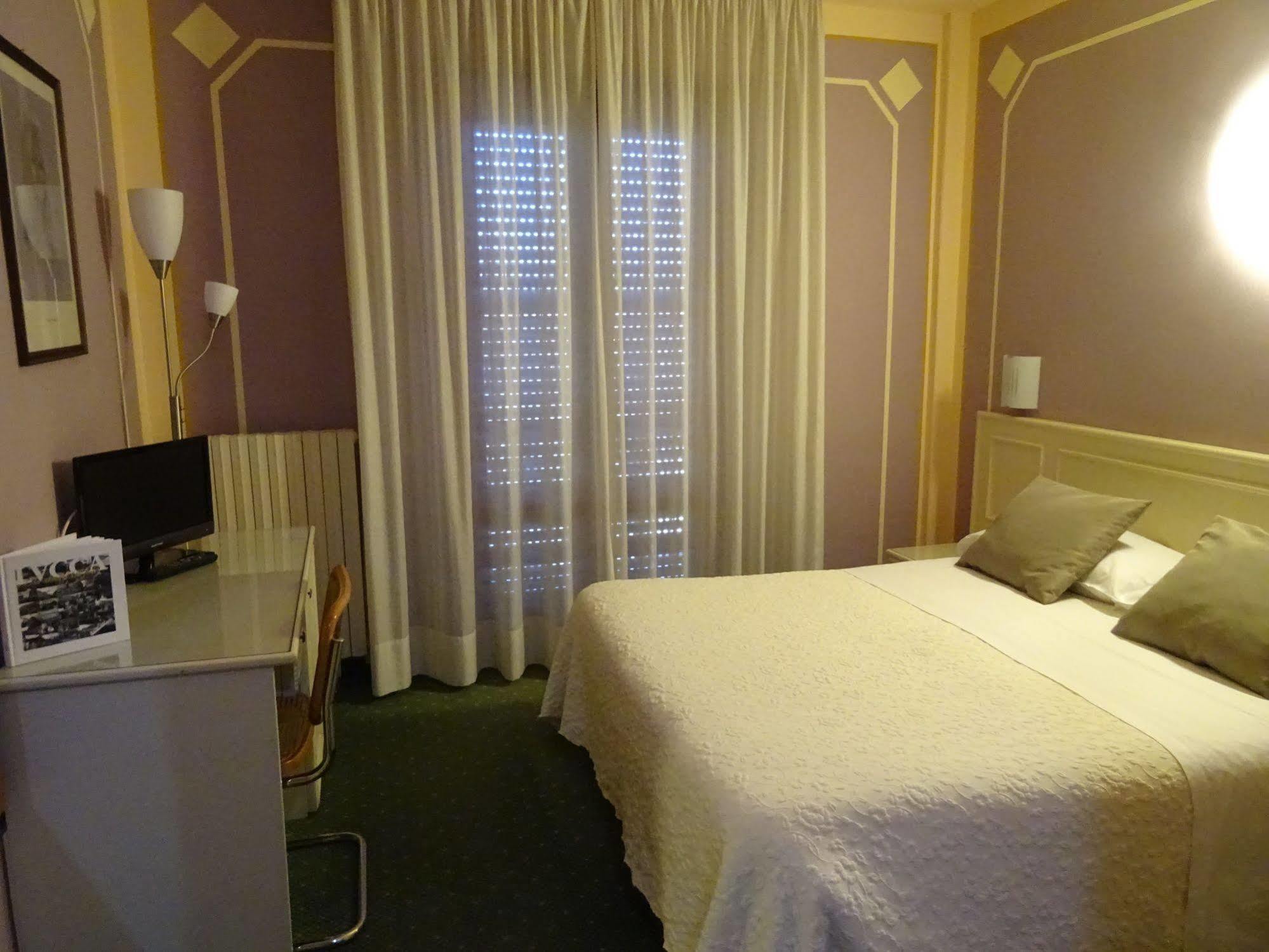 Hotel La Pergola Barga Kültér fotó
