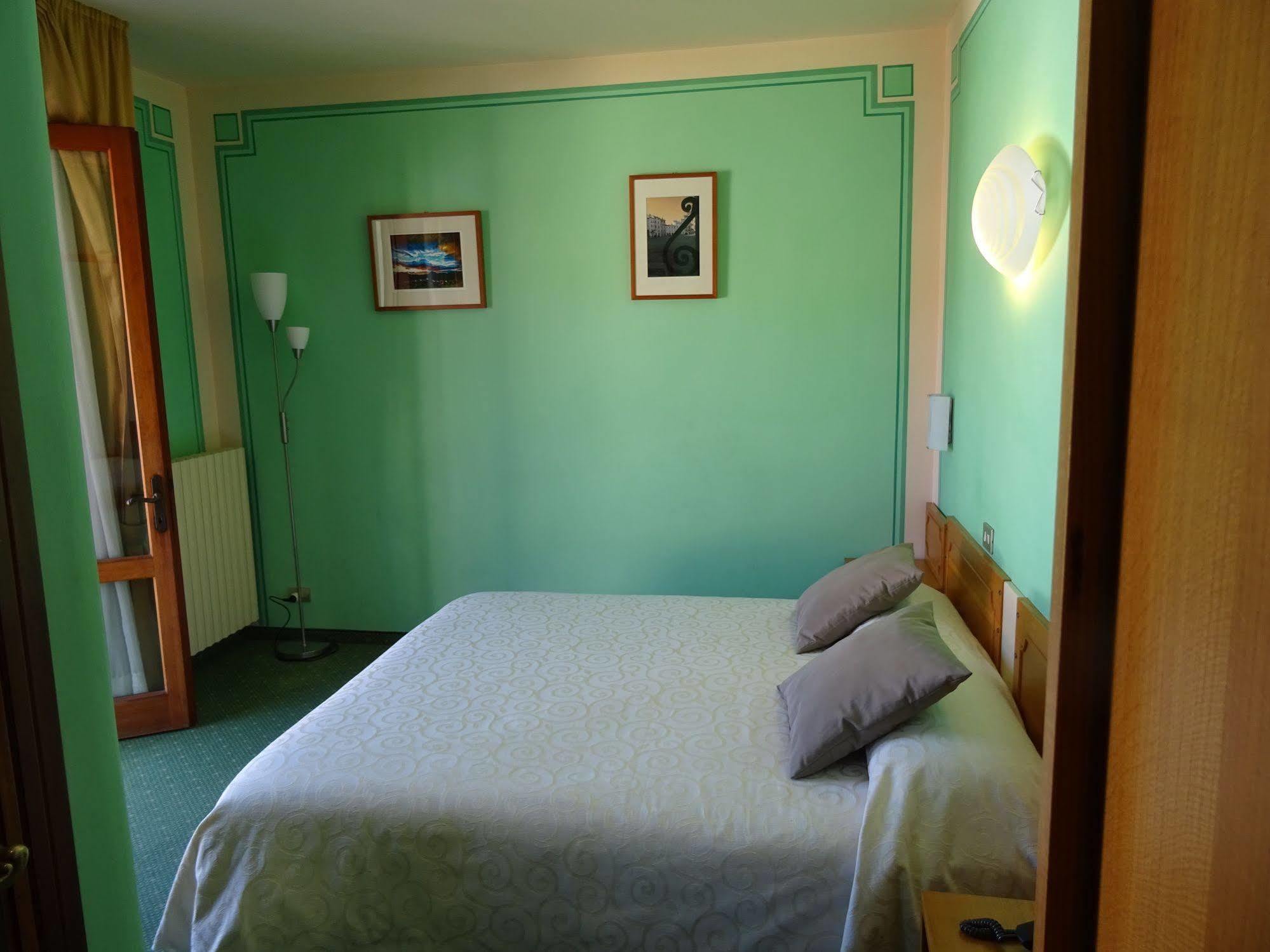 Hotel La Pergola Barga Kültér fotó