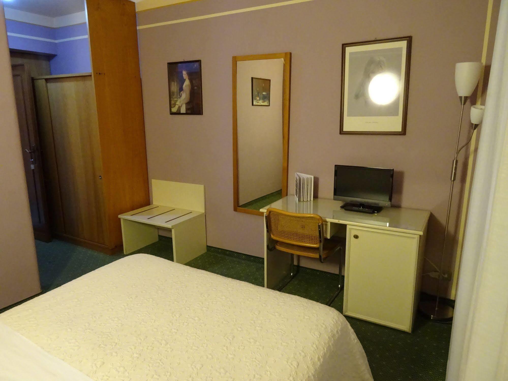 Hotel La Pergola Barga Kültér fotó