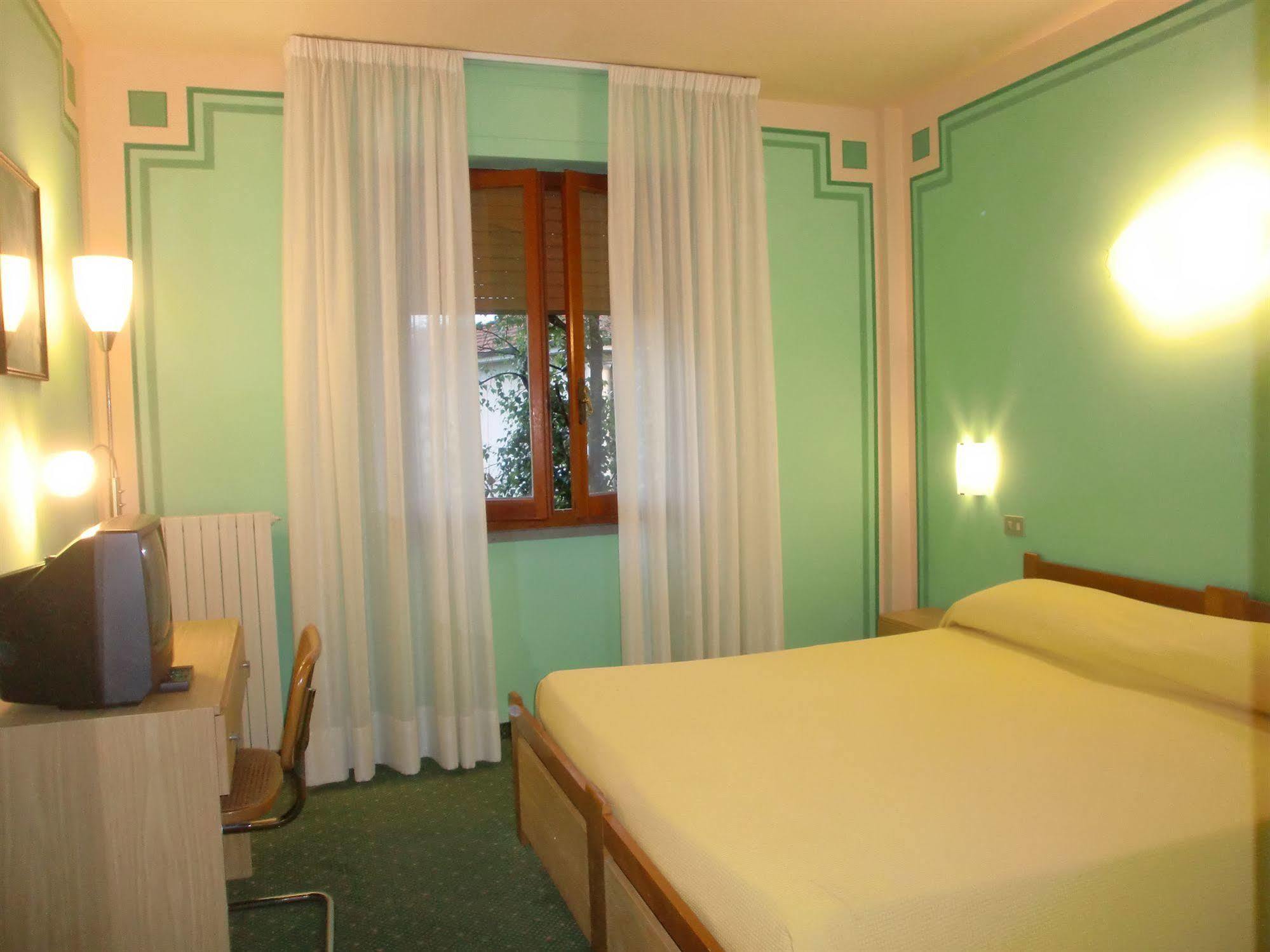 Hotel La Pergola Barga Kültér fotó