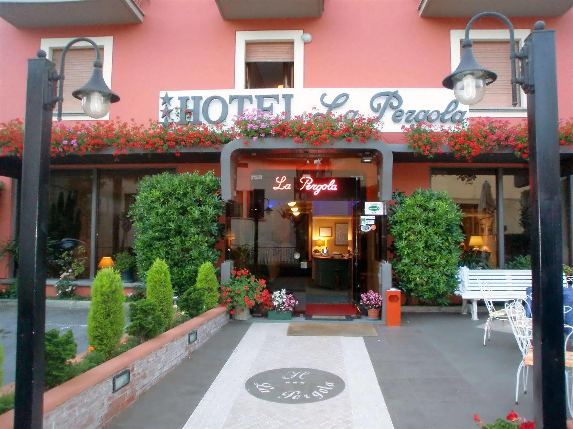 Hotel La Pergola Barga Kültér fotó