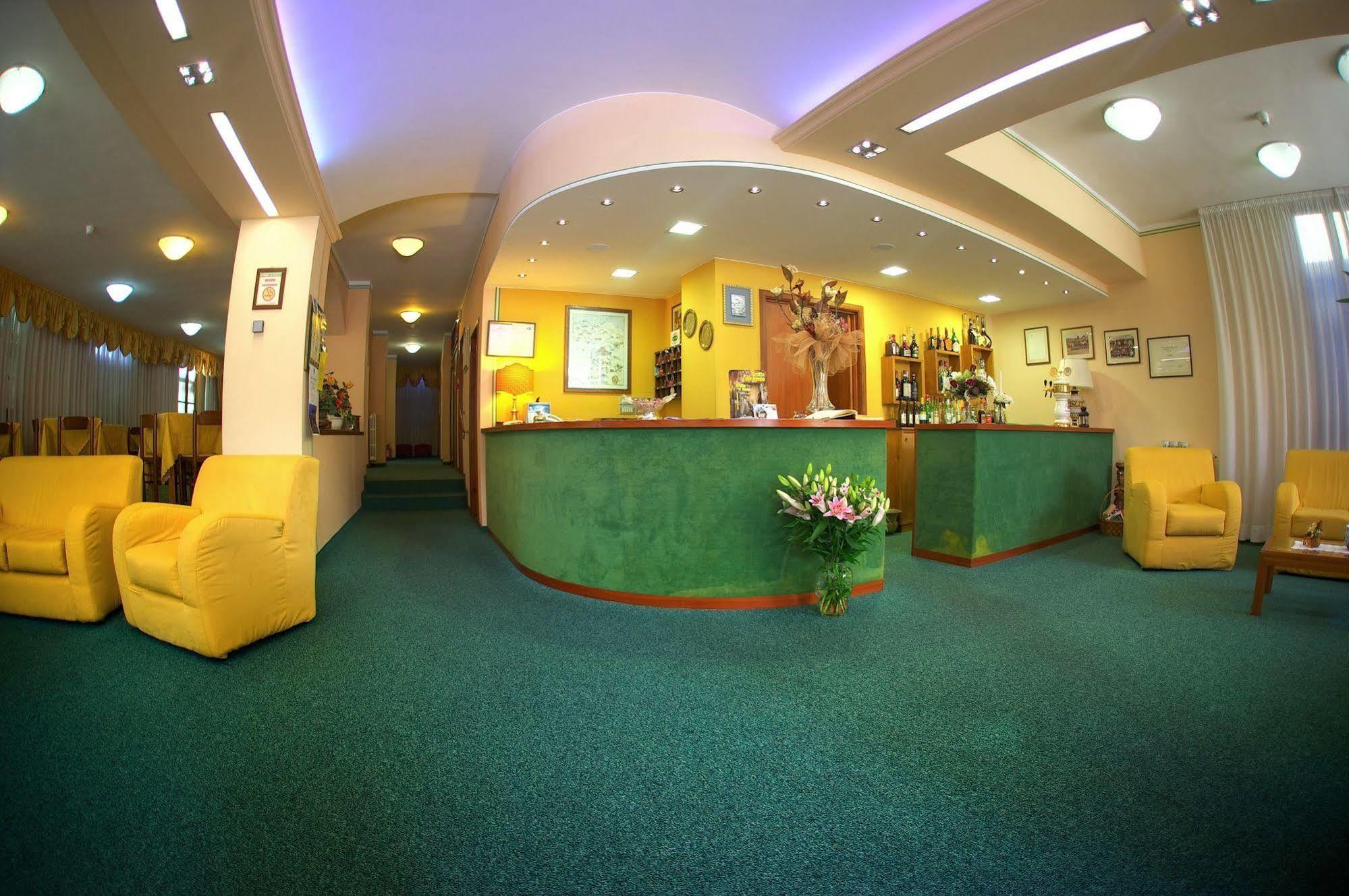 Hotel La Pergola Barga Kültér fotó