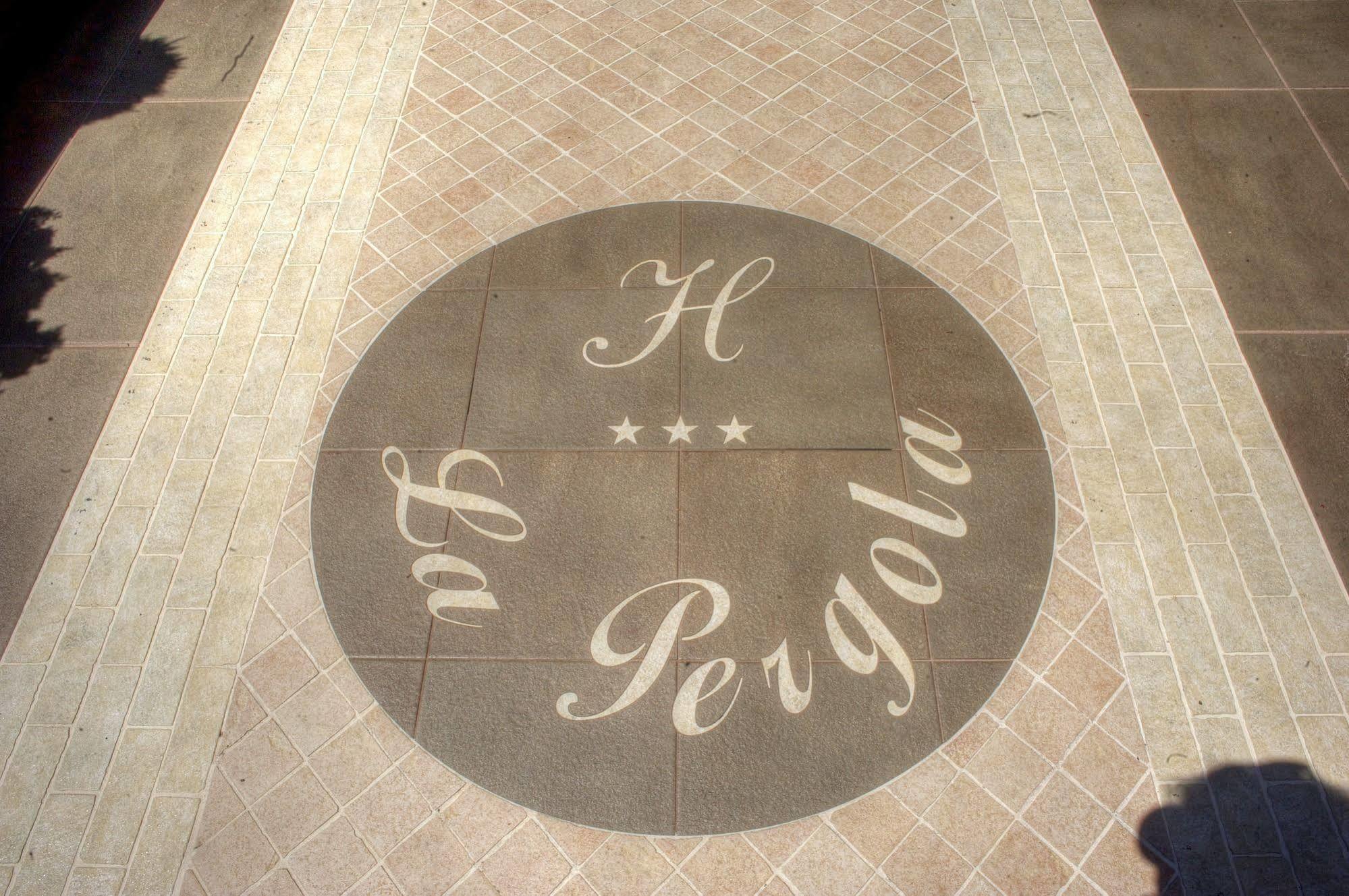 Hotel La Pergola Barga Kültér fotó